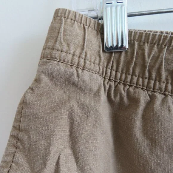 VUORI Ripstop DuraTerra™ Shorts in Khaki Tan Travel Outdoor Sport - Size M - Picture 5 of 13